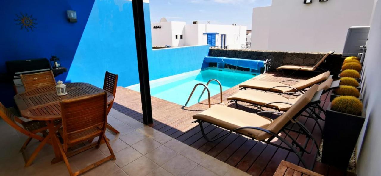 Villa Marina Piscina Climatizada Opcional Y 2 Bicis Gratuitas Playa Blanca  Exterior photo